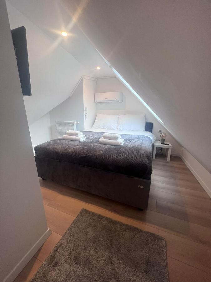 Studio Apartman Mia Zagreb Exterior foto